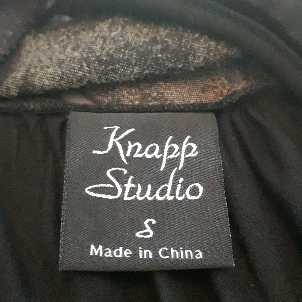 Knapp Studio Cold Shoulder Velvet & Sheer Floral Tunic Top – Size Small - Picture 12 of 14
